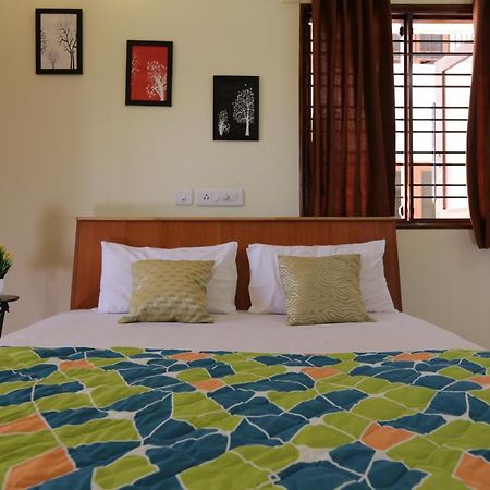 Guesture Serviced Residences, Alta Vista Bangalore Buitenkant foto